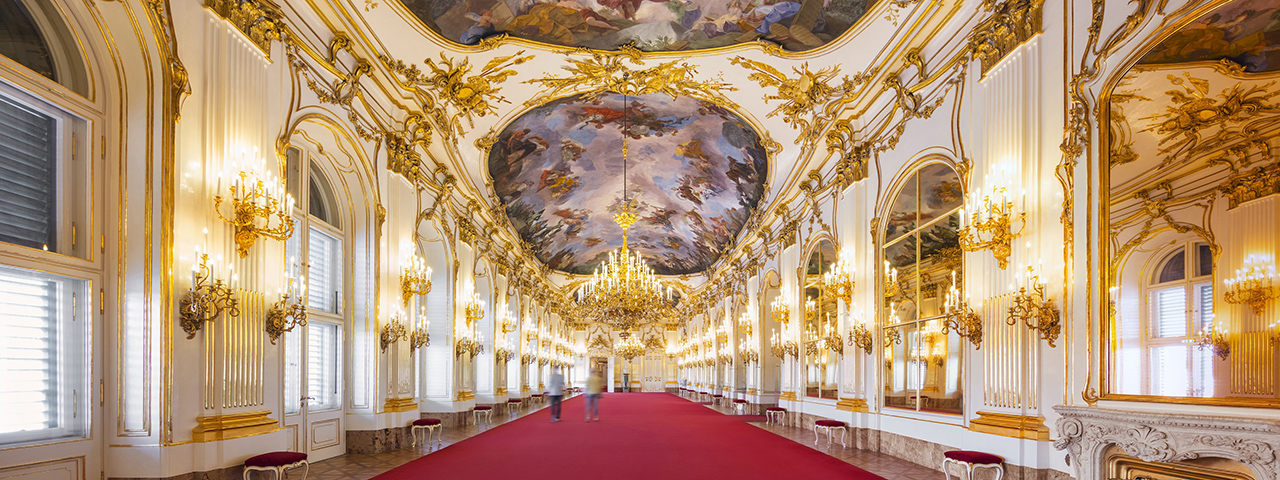 Vienna in Vogue: Art & Fashion Design From the Baroque to Klimt